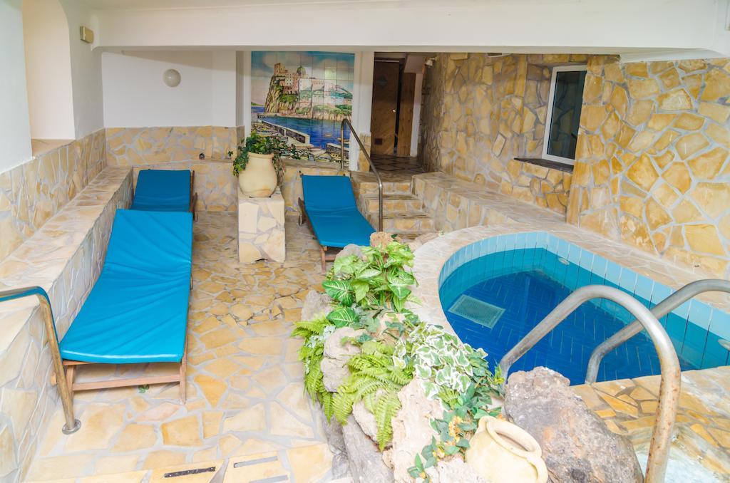 Hotel Flora Wellness & Beauty Ischia Exterior foto