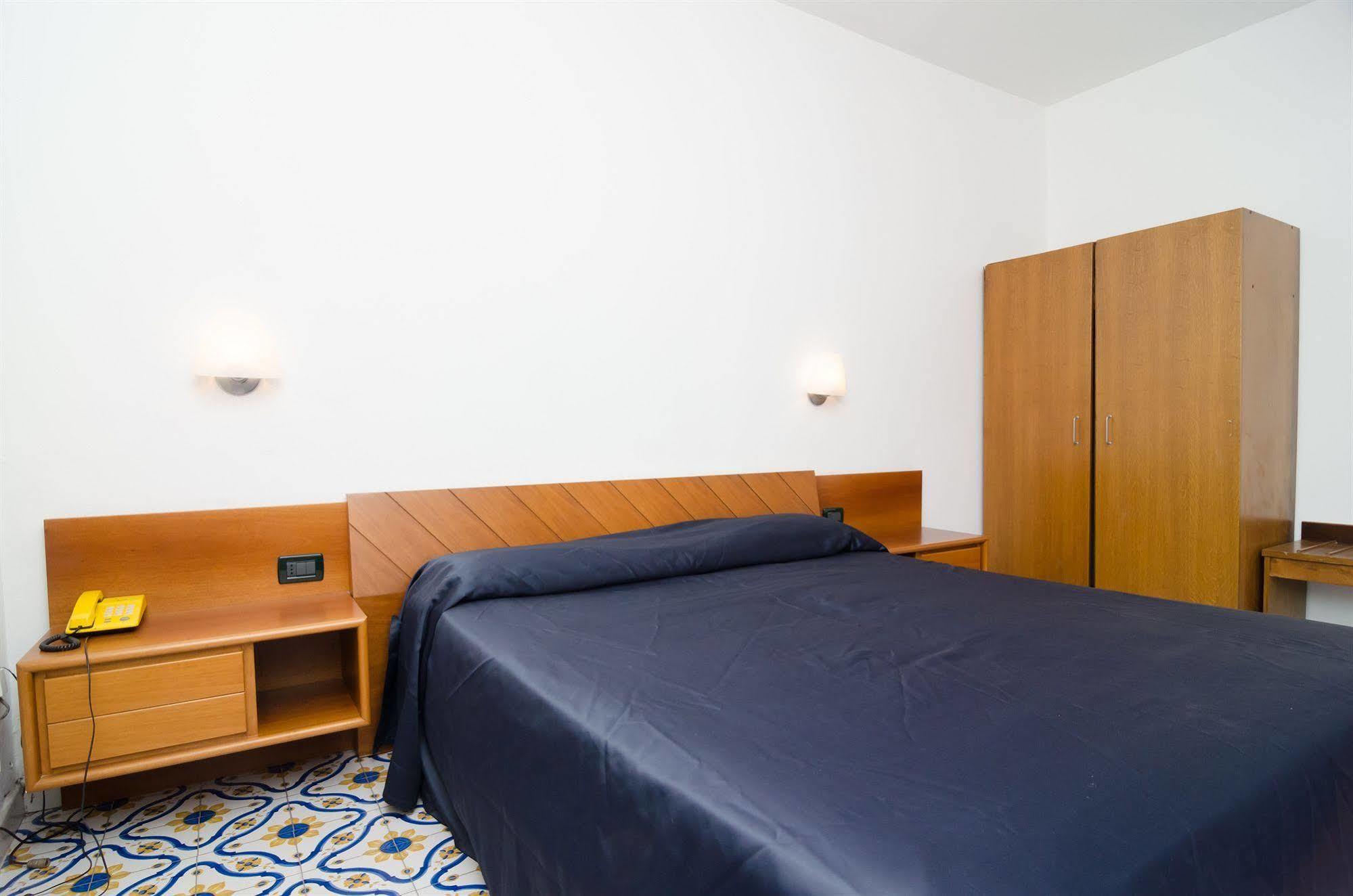 Hotel Flora Wellness & Beauty Ischia Exterior foto